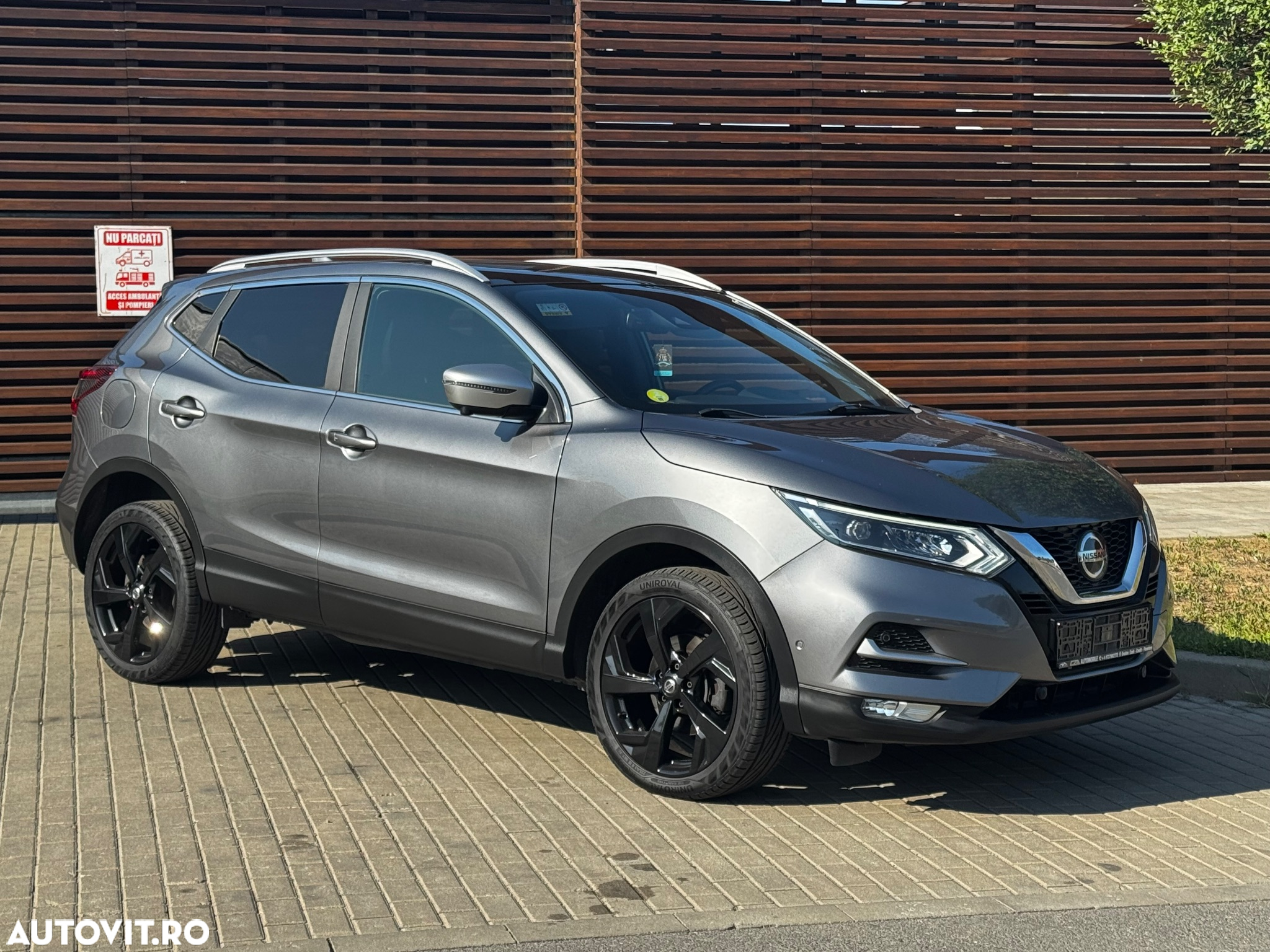Nissan Qashqai 1.7 dCi TEKNA+ - 4