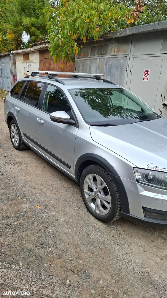 Skoda Octavia 2.0 TDI 4x4 DSG Scout - 9