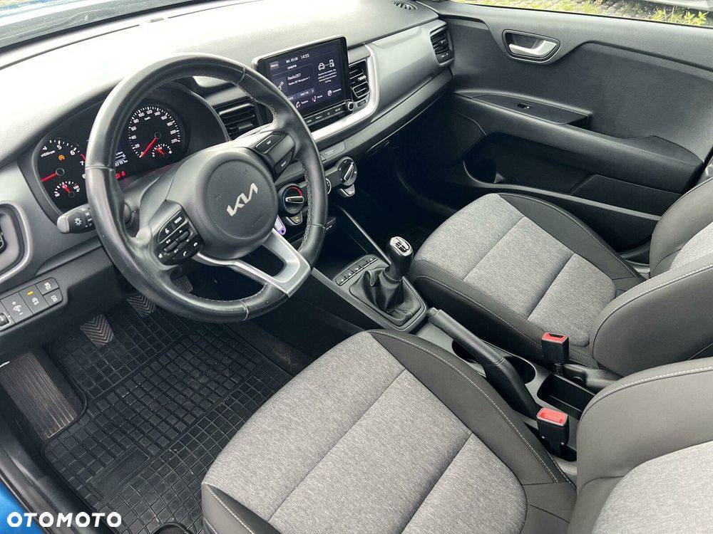 Kia Stonic - 10
