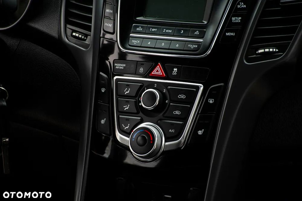 Hyundai i30 1.4 Select - 8