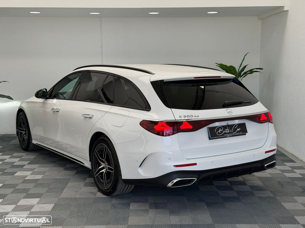 Mercedes-Benz E 300 de AMG Line - 4