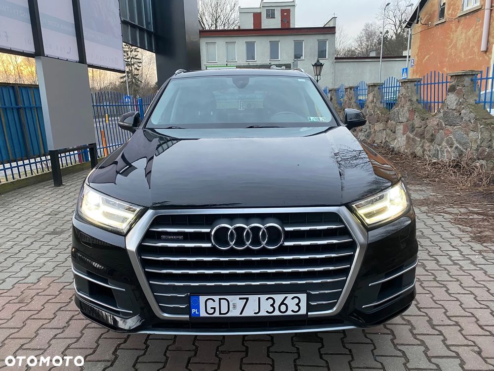 Audi Q7 - 3