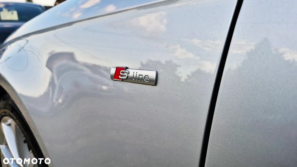 Audi A4 ver-1-8-tfsi-s-line-sportpaket-plus- - 30