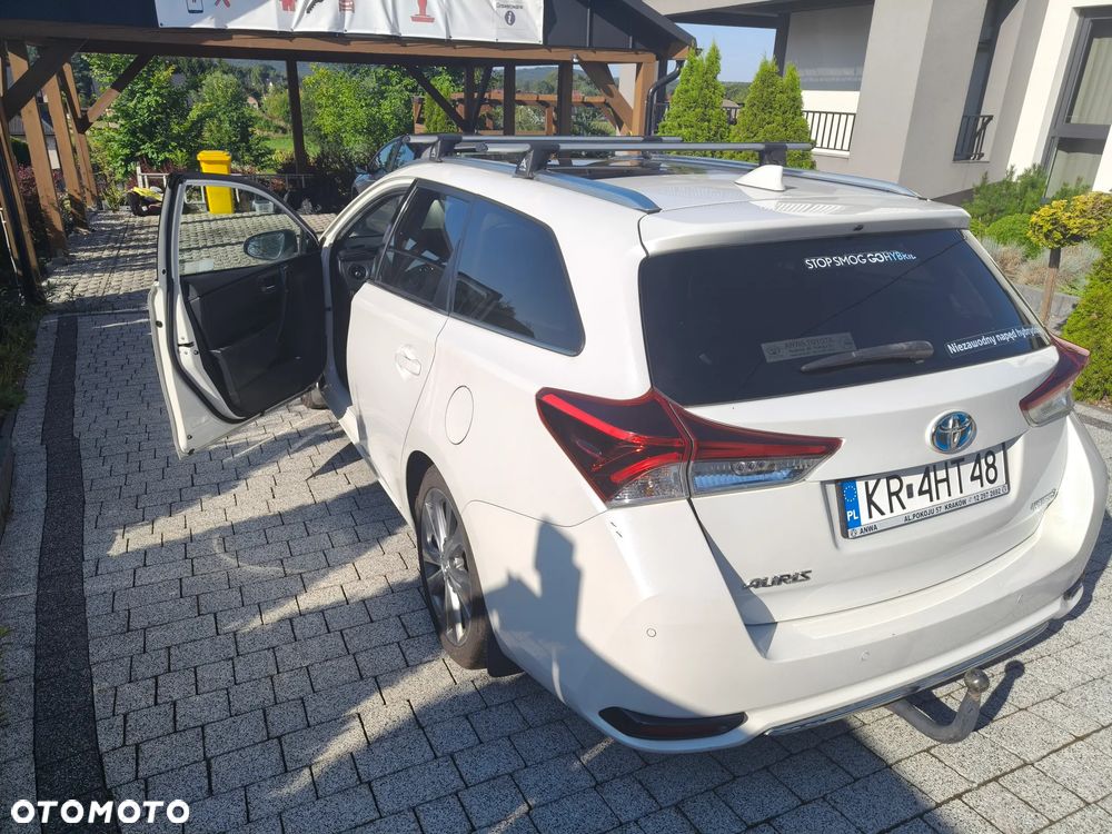 Toyota Auris Hybrid 135 Prestige - 3