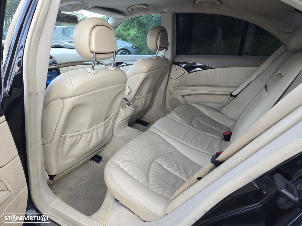 Mercedes-Benz E 220 CDI Avantgarde Aut. - 9