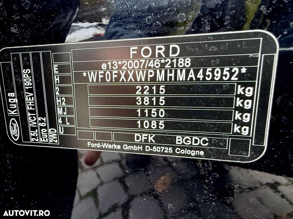 Ford Kuga 2.5 Duratec FHEV ST-LINE - 18