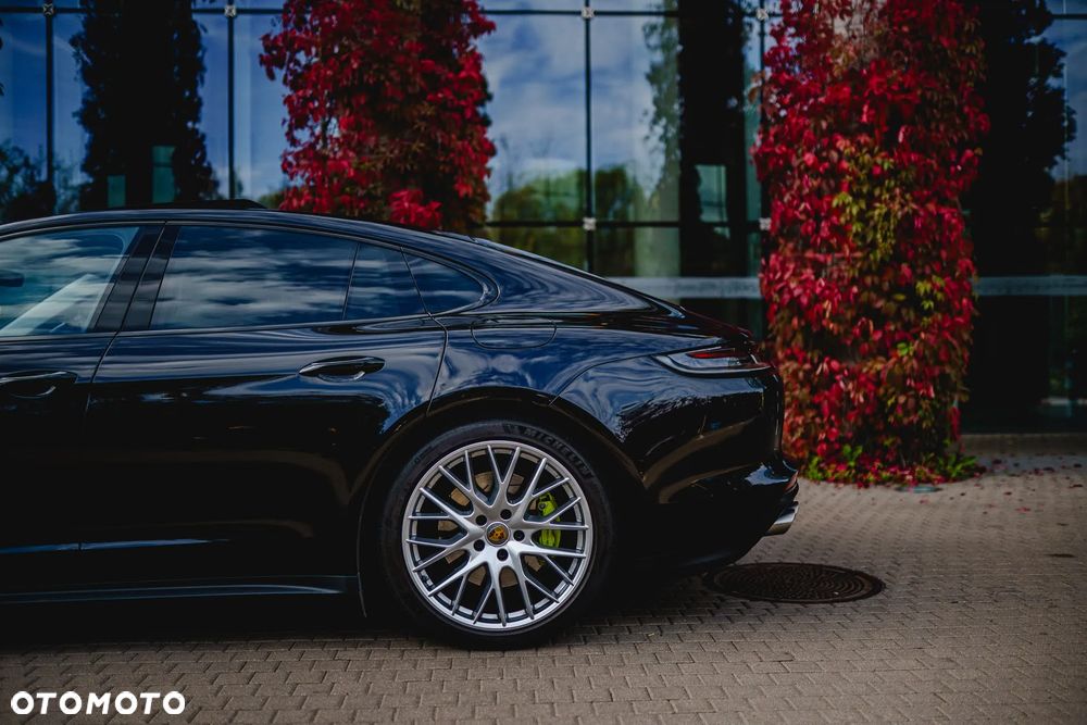 Porsche Panamera - 26