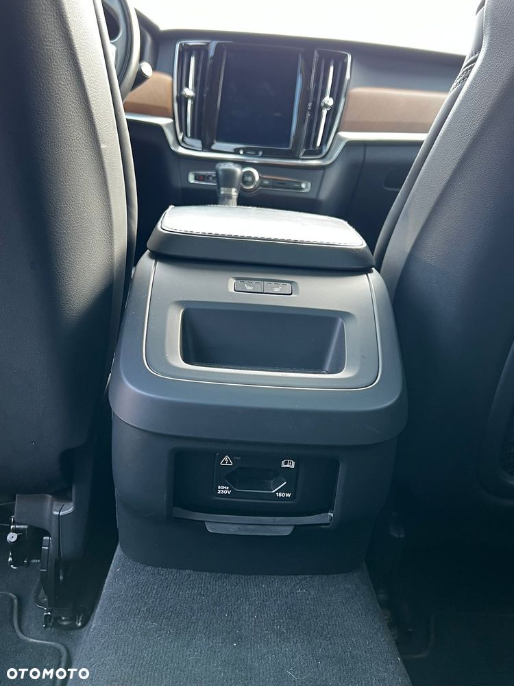 Volvo V90 D5 AWD Inscription - 12