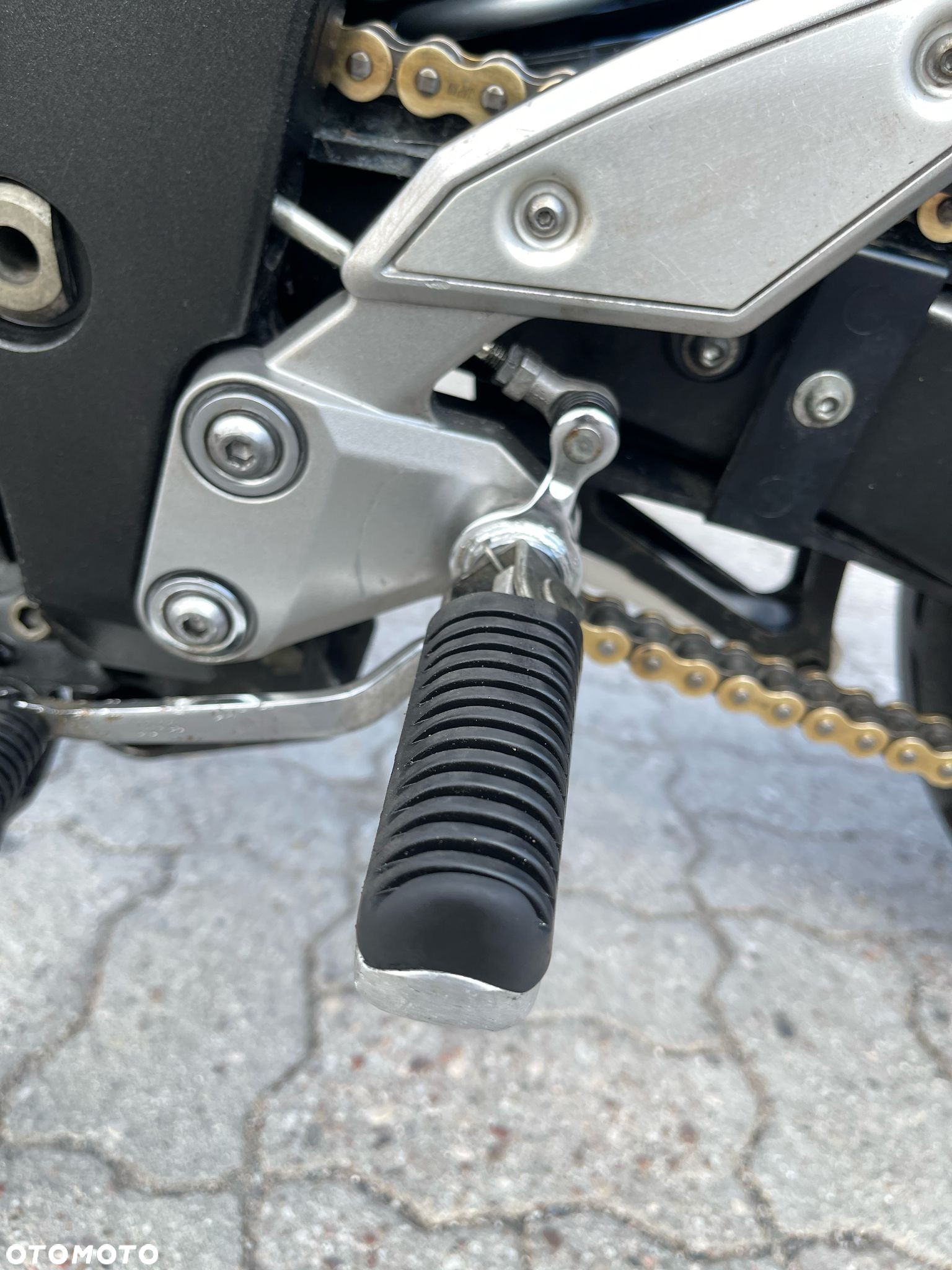 Yamaha FZ - 20