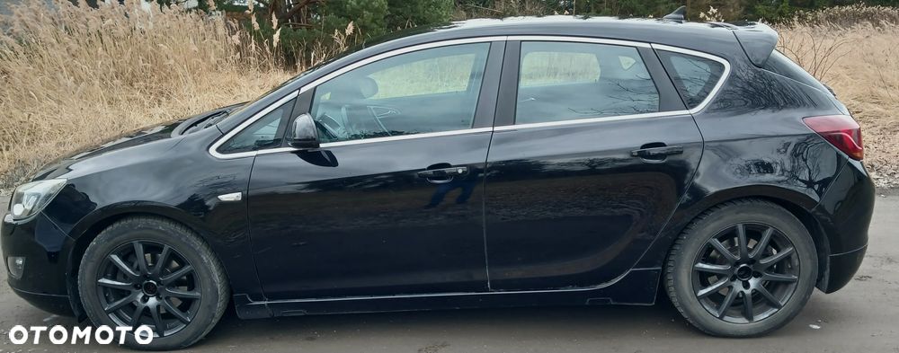 Opel Astra 2.0 CDTI DPF Cosmo - 1