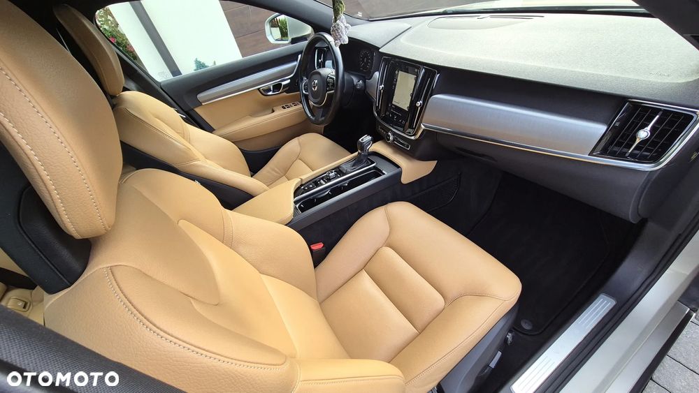 Volvo V90 D4 AWD Momentum - 7