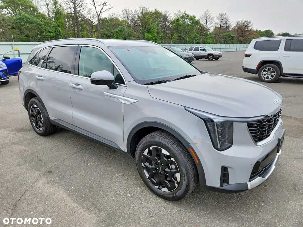 Kia Sorento - 1