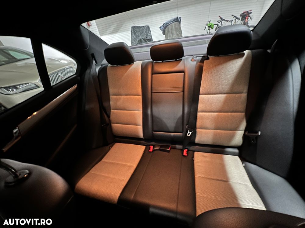 Mercedes-Benz C 220 CDI DPF Automatik BlueEFFICIENCY Avantgarde - 11