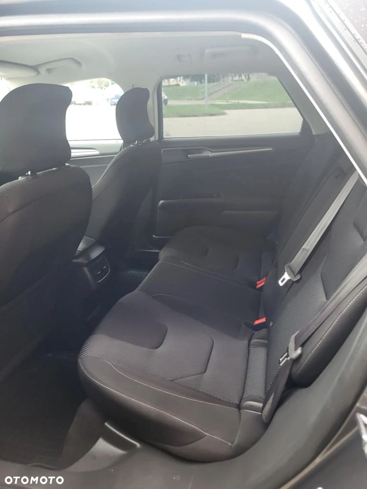 Ford Mondeo 2.0 TDCi Bi-Turbo PowerShift-Aut Titanium - 9