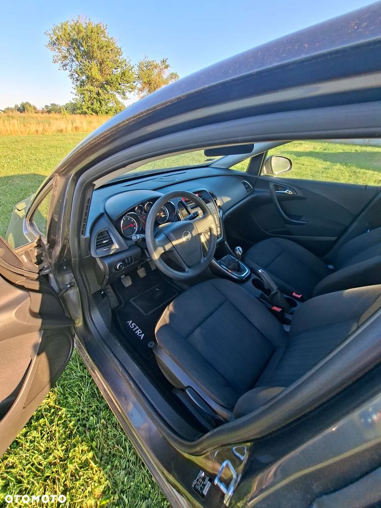 Opel Astra 1.4 Selection - 9