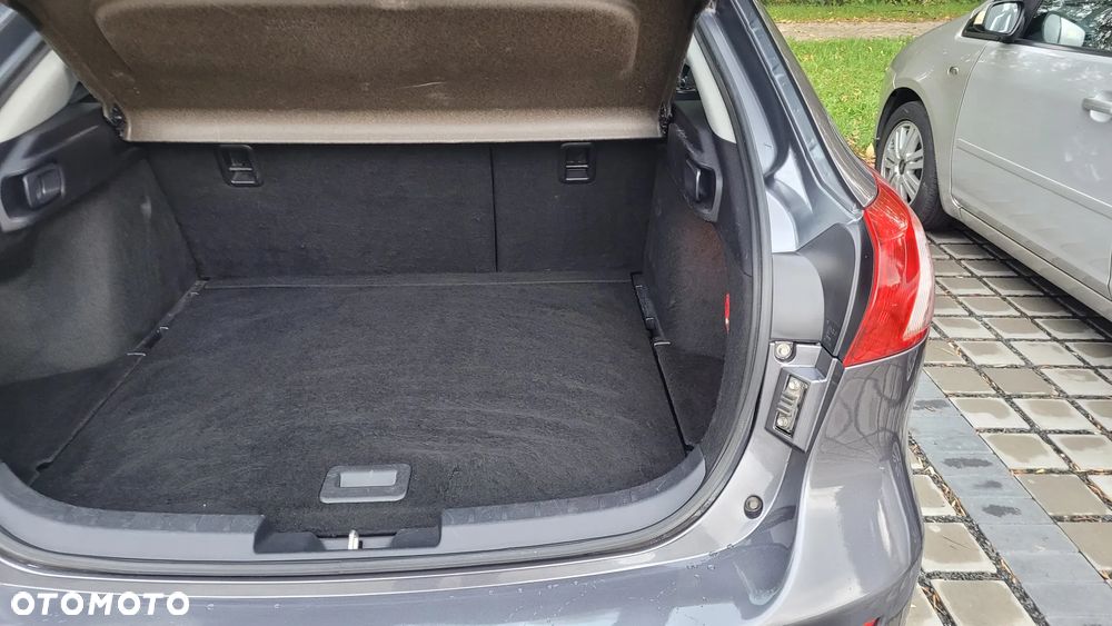 Mitsubishi Lancer 1.5 Invite - 5