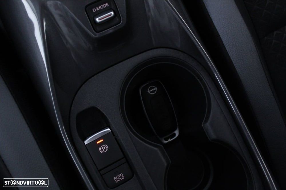 Nissan Juke 1.0 DIG-T N-Connecta DCT - 31