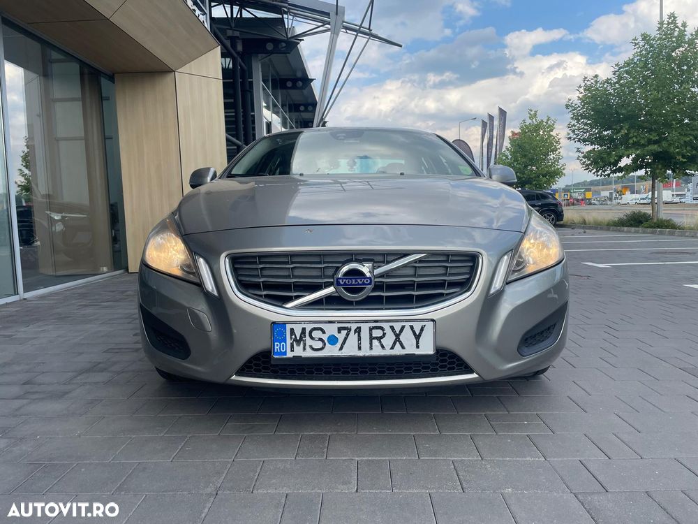 Volvo S60 - 2