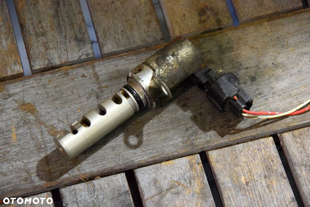 Mitsubishi Colt 6 VI Z30 Czujnik zawór faz rozrządu MR984259 1.1 1.3 1.5 Lancer - 1