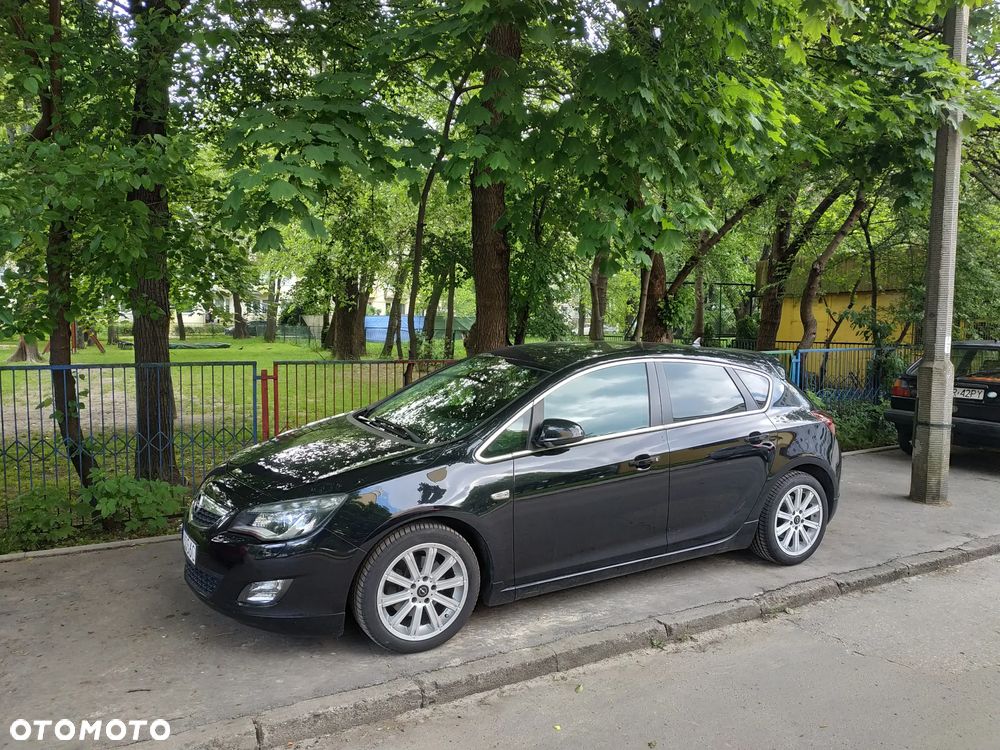 Opel Astra 2.0 CDTI Sport - 24