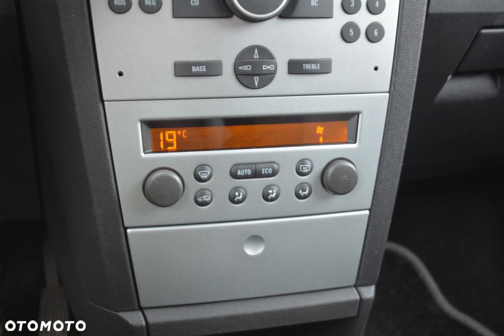 Opel Meriva - 27