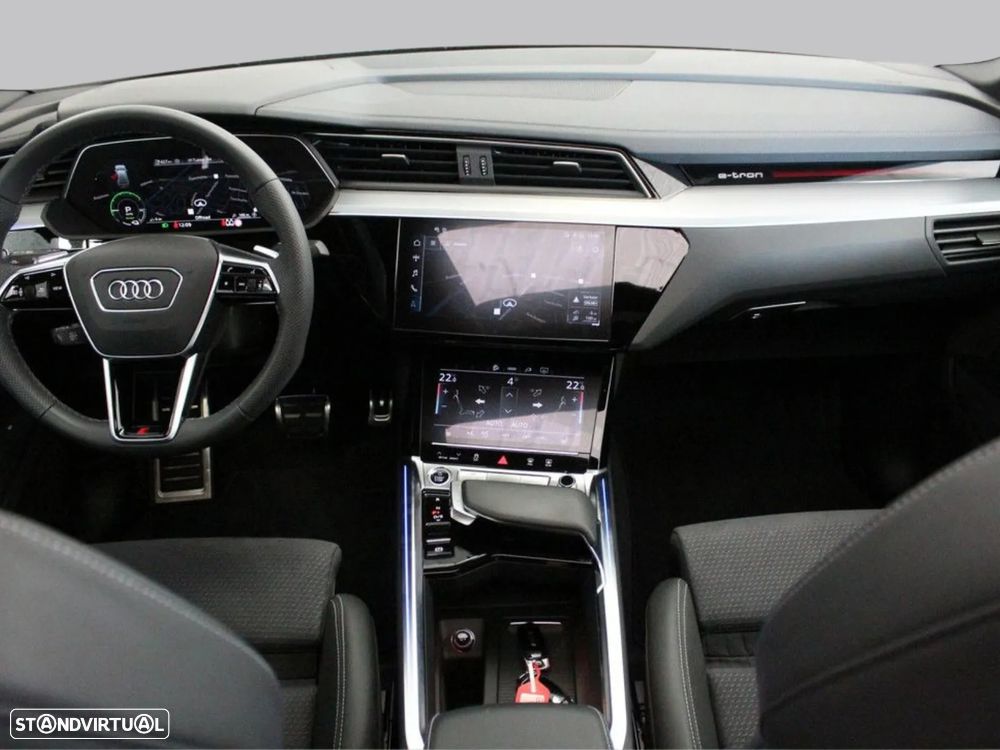Audi Q8 e-Tron Sportback 55 quattro S line - 7