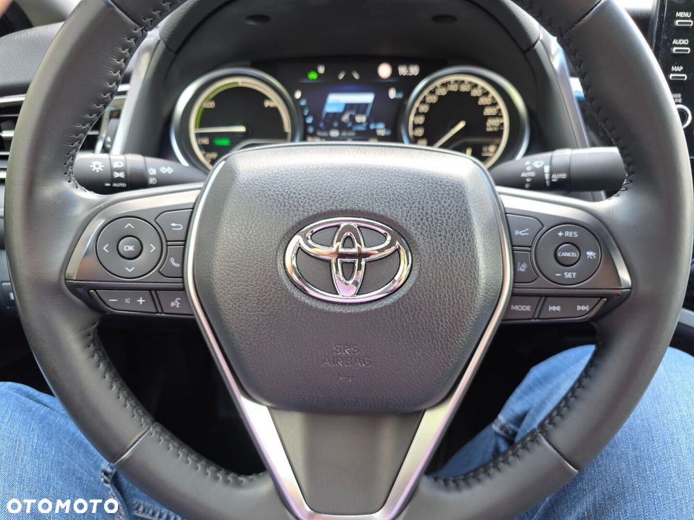 Toyota Camry 2.5 Hybrid Prestige CVT - 11