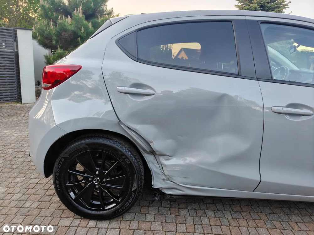Mazda 2 SKYACTIV-G 90 Homura - 16