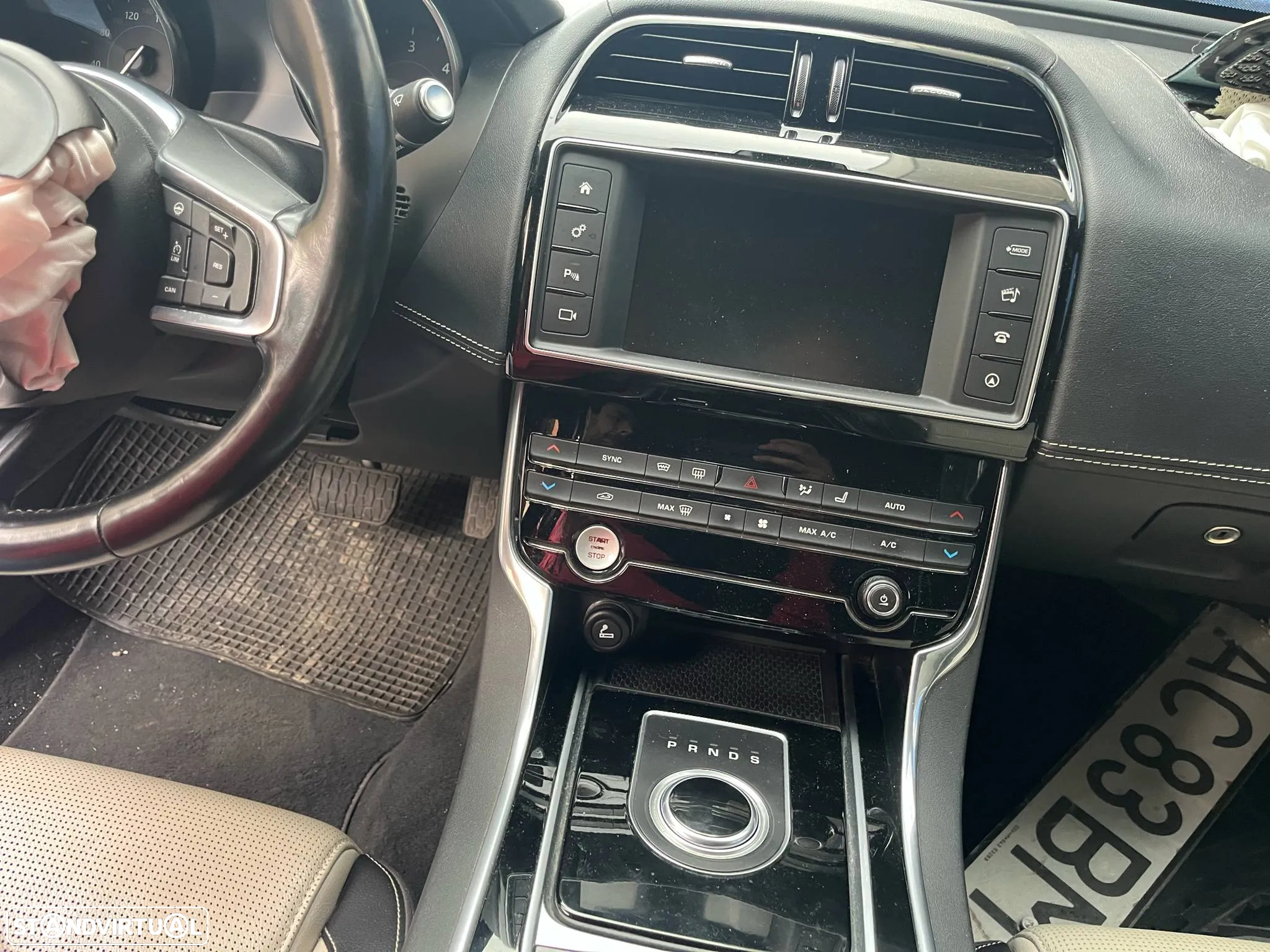Jaguar XE X760 2.0D 2015 - 2020 (Para Peças) - 5