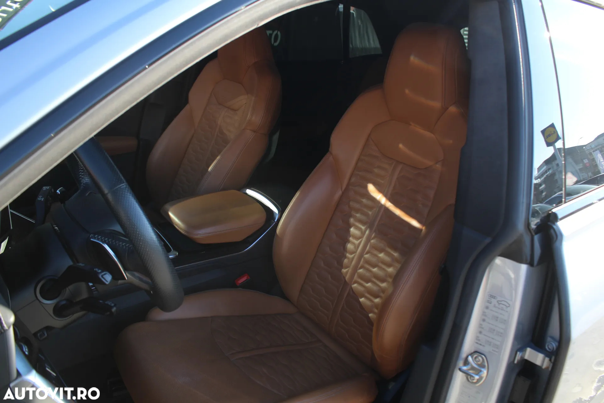 Audi RS Q8 - 20