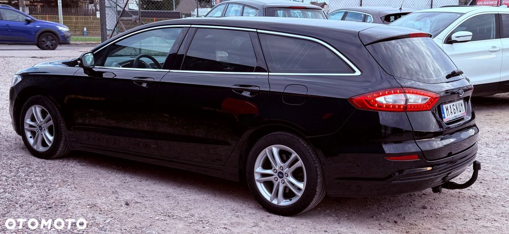 Ford Mondeo - 34