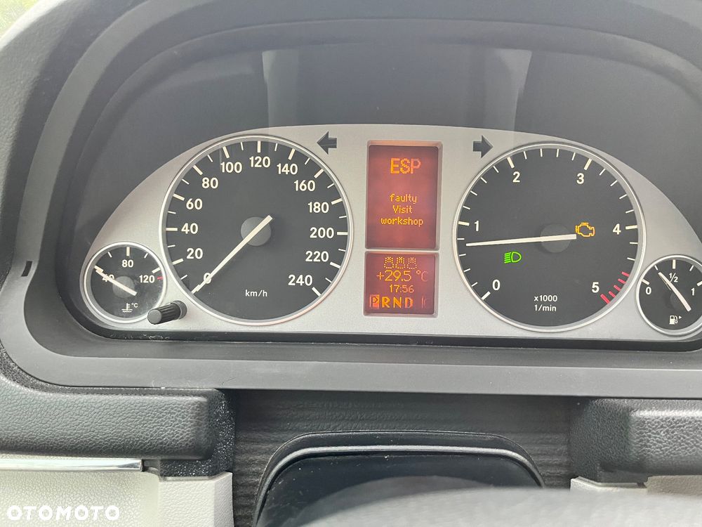 Mercedes-Benz Klasa B 180 CDI DPF Autotronic Special Edition - 29