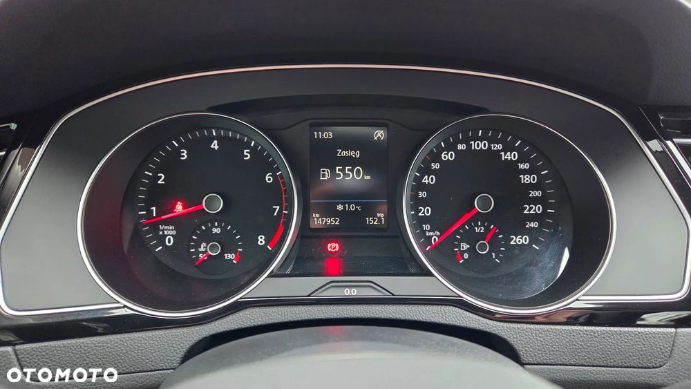 Volkswagen Passat 1.5 TSI EVO Business - 17