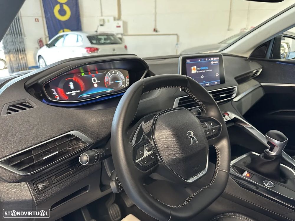 Peugeot 3008 - 14