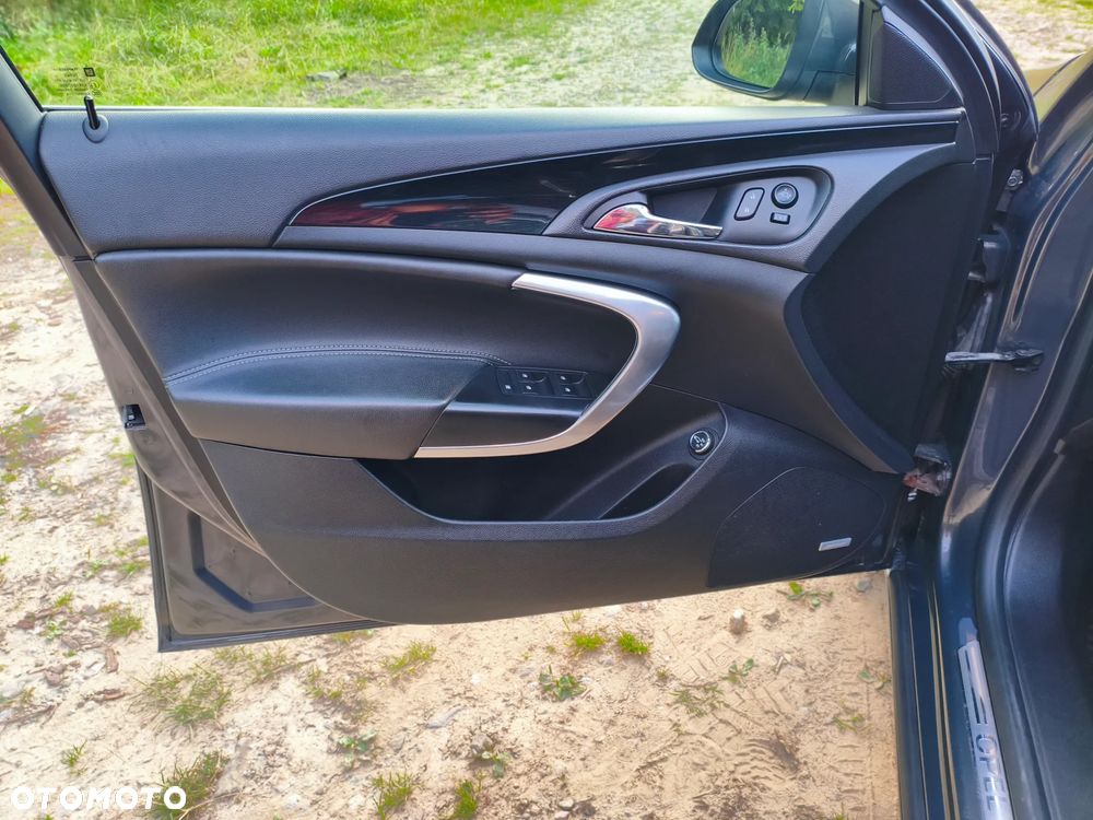Opel Insignia 2.0 CDTI - 26