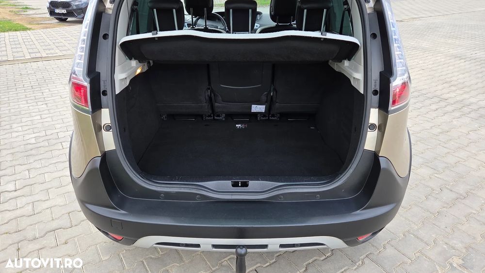 Renault Scenic - 25