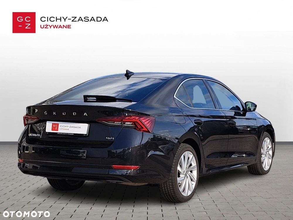 Skoda Octavia 2.0 TSI 4x4 Style DSG - 5