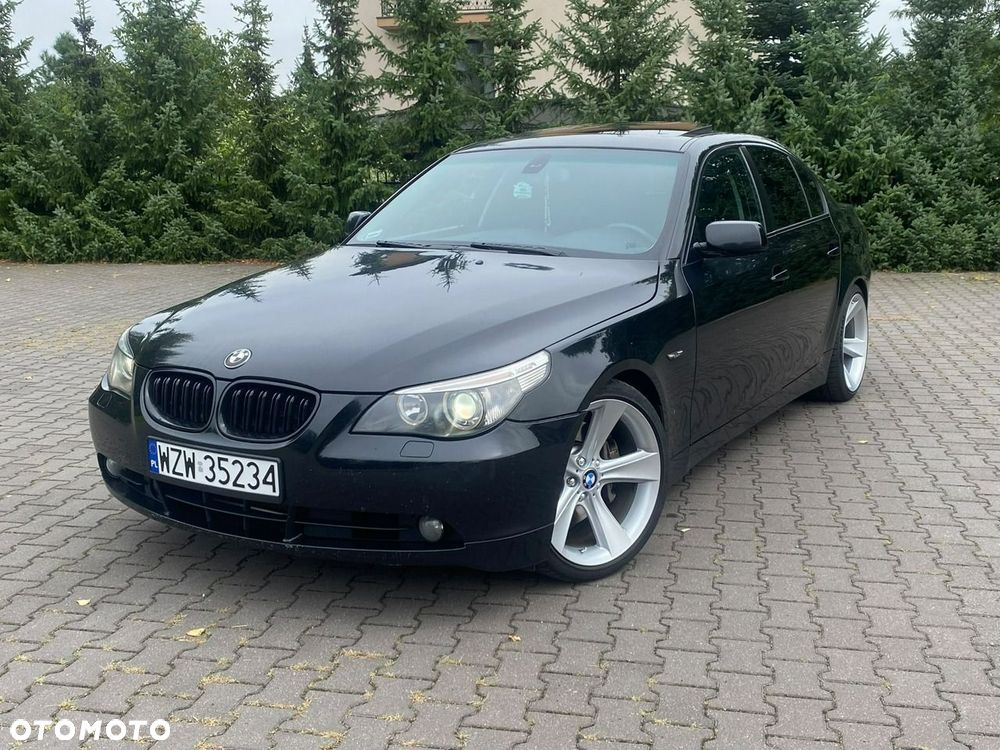 BMW Seria 5 545i - 1