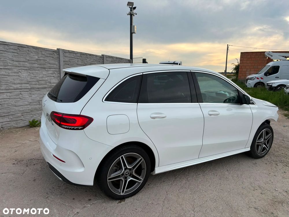 Mercedes-Benz Klasa B 250 e 8G-DCT AMG Line - 6