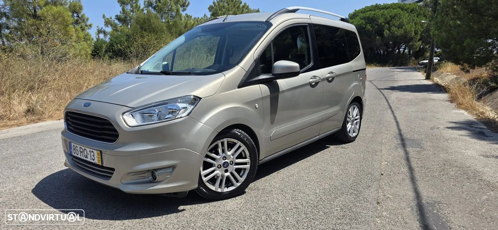Ford Tourneo Courier 1.5 TDCi Titanium - 1