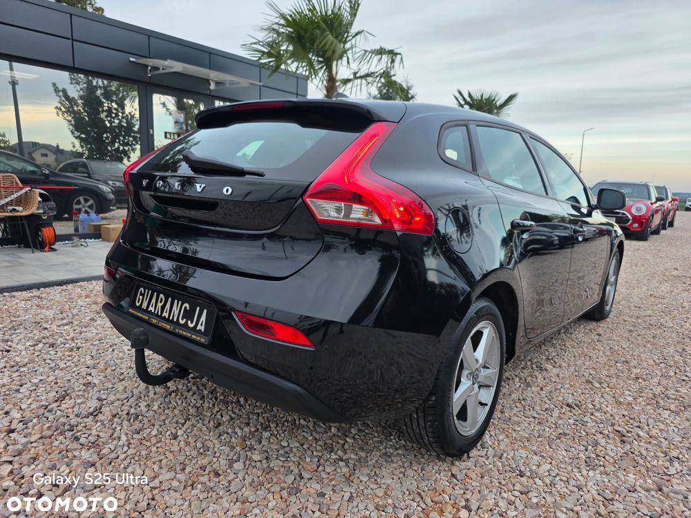 Volvo V40 D2 Momentum - 12