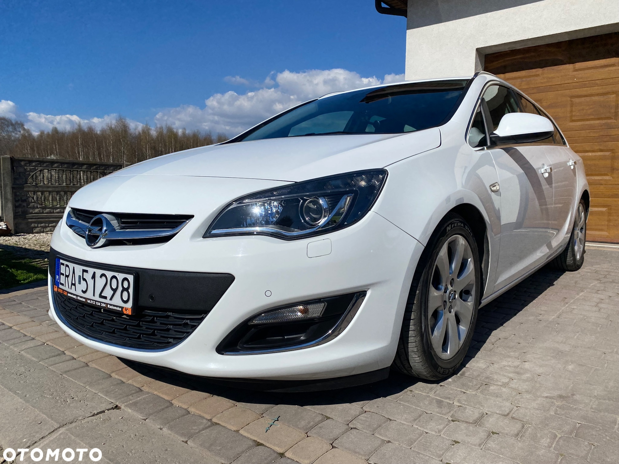 Opel Astra IV 1.4 T Cosmo - 3