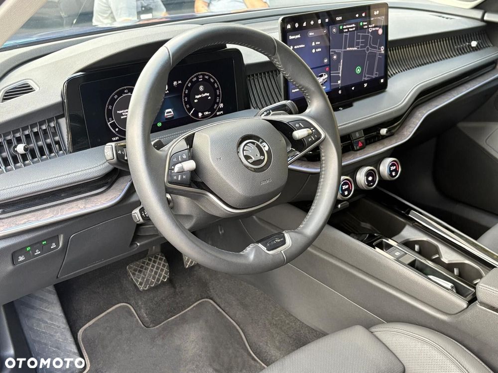 Skoda Superb 2.0 TSI 4x4 L&K DSG - 9