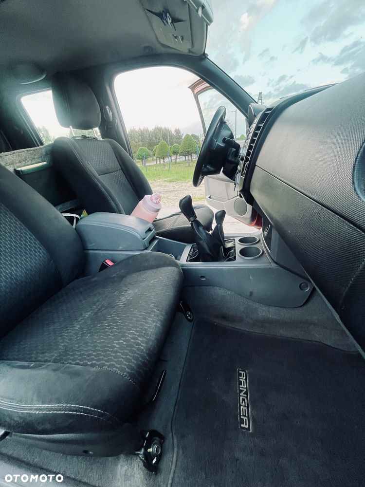 Ford Ranger 2.5 TDCi DC XLT - 23
