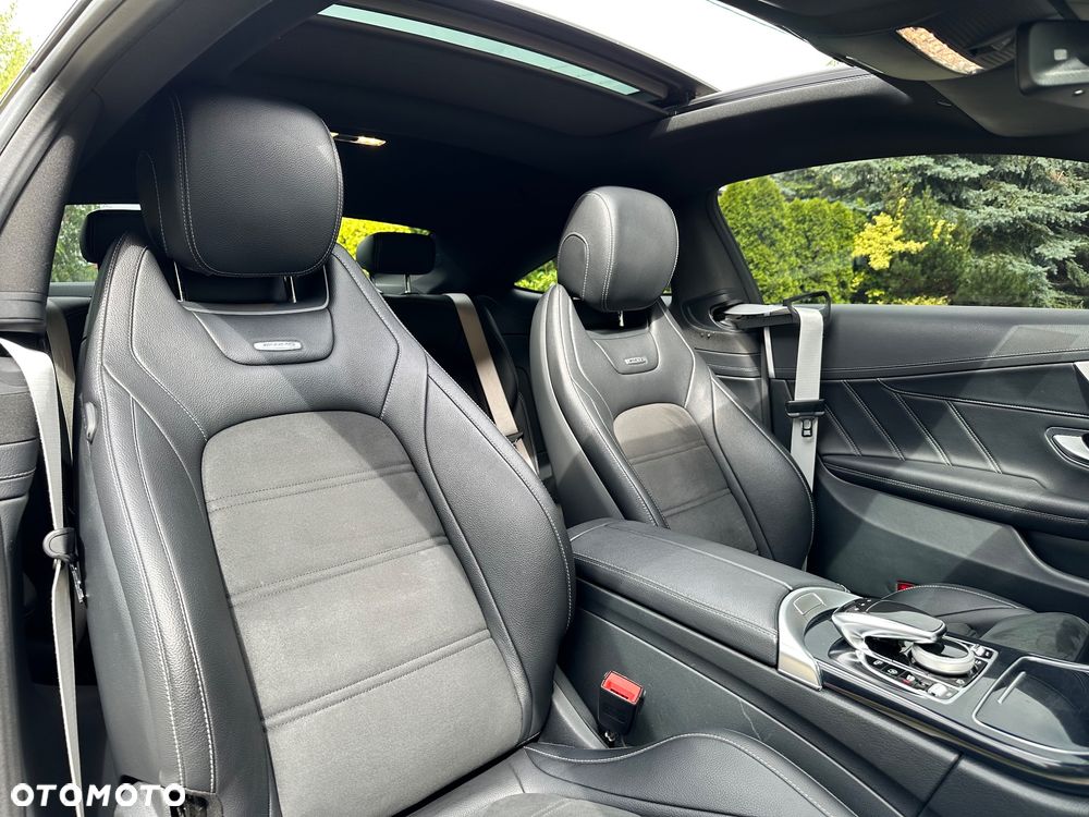 Mercedes-Benz Klasa C AMG 63 S AMG Speedshift MCT 9G - 27