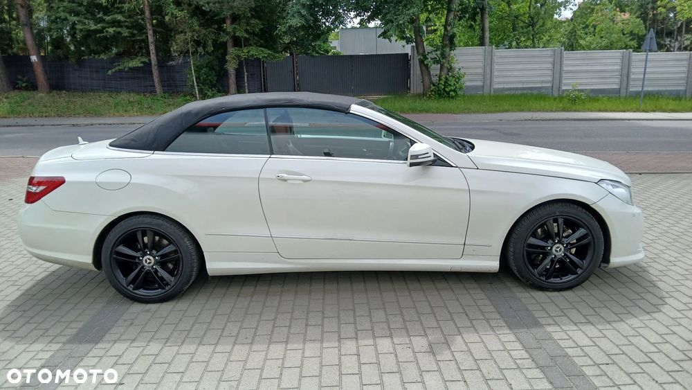Mercedes-Benz Klasa E 250 CGI BlueEffICIENCY - 12