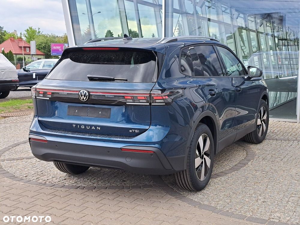 Volkswagen Tiguan - 7