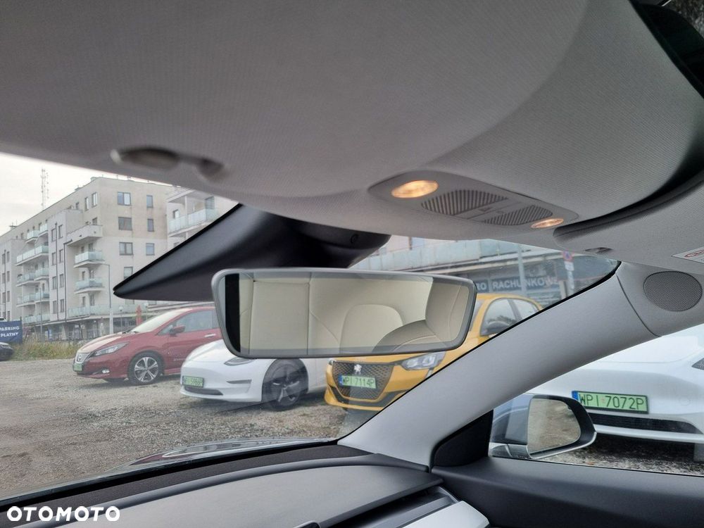 Tesla Model 3 Langstreckenbatterie Allradantrieb Dual Motor - 22