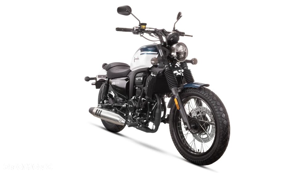 Junak M18 - 5