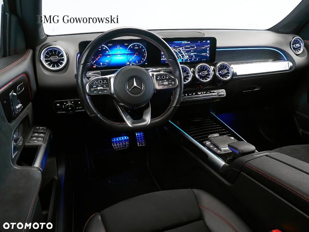 Mercedes-Benz GLB 200 4-Matic AMG Line 8G-DCT - 10